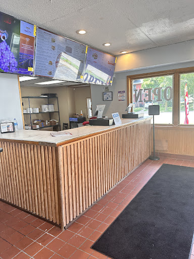 Photo of Crown Grill - 902 E César E. Chávez Ave, Lansing, MI 48906