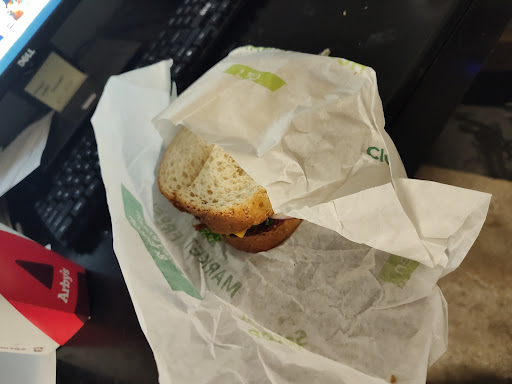 Photo of Arby's - 1606 W Kingshighway, Paragould, AR 72450