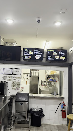 Photo of Madina Halal Platters - 238B Market St, Elmwood Park, NJ 07407