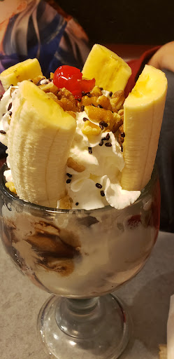 Photo of Friendly's - 4189 Mountain Rd, Pasadena, MD 21122