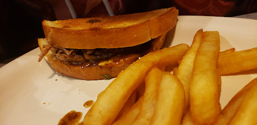 Photo of Friendly's - 4189 Mountain Rd, Pasadena, MD 21122