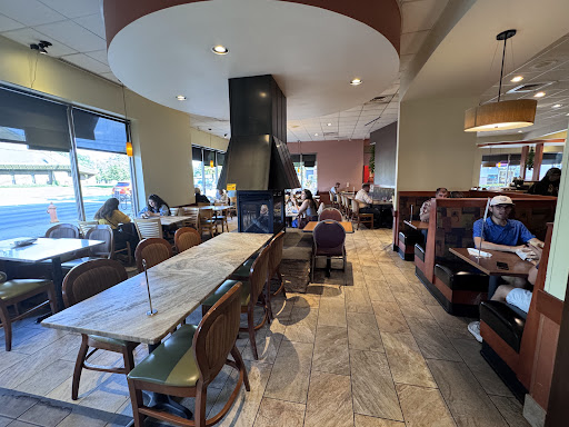 Photo of Olive & Lime Cafe - 4519 N High St, Columbus, OH 43214