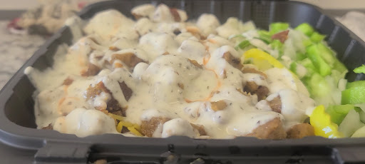 Photo of Maryams Halal Taste of New York - 1600 Oakland Park Ave, Columbus, OH 43224