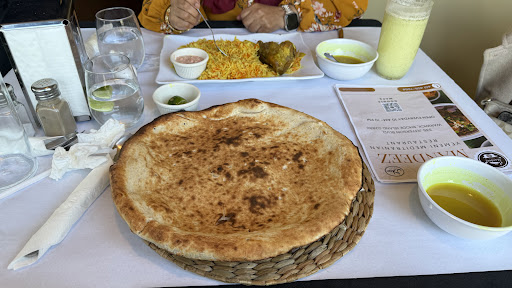 Photo of Mandeez Deli and Restaurant - 335 Jefferson Blvd, Warwick, RI 02888