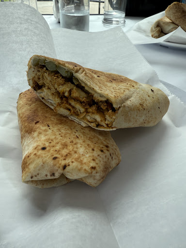 Photo of Mandeez Deli and Restaurant - 335 Jefferson Blvd, Warwick, RI 02888