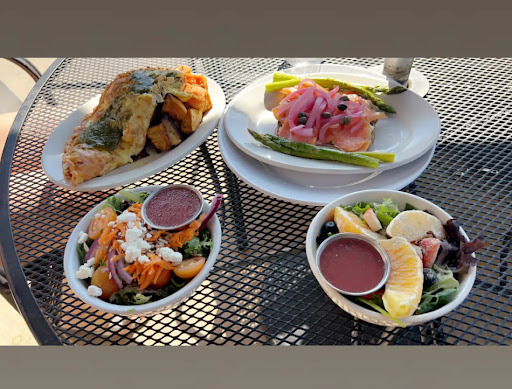 Photo of EatandEvolve Bistro - 5832 Knoxville Ave Suite K, Peoria, IL 61614