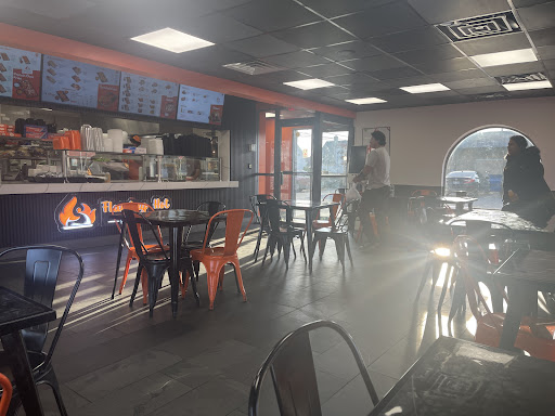 Photo of Flaming Hot Halal Grill - 768 Union Blvd, Allentown, PA 18109