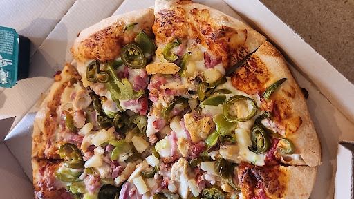 Photo of Pizza Hut - 505 E Sioux Ave, Pierre, SD 57501