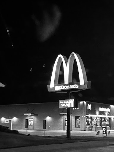 Photo of McDonald's - 610 W Sioux Ave, Pierre, SD 57501