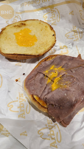 Photo of Arby's - 319 W Sioux Ave, Pierre, SD 57501