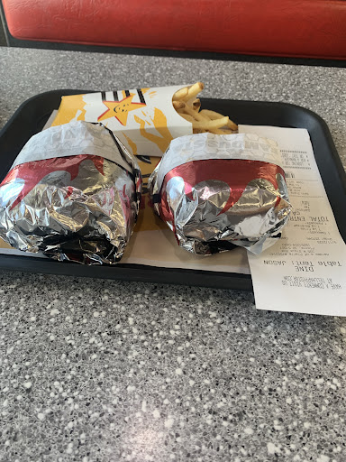 Photo of Hardee’s - 305 W Sioux Ave, Pierre, SD 57501