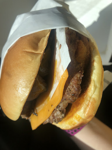 Photo of Hardee’s - 305 W Sioux Ave, Pierre, SD 57501