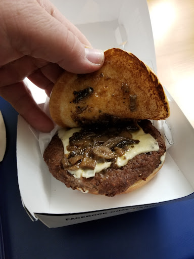 Photo of Hardee’s - 305 W Sioux Ave, Pierre, SD 57501