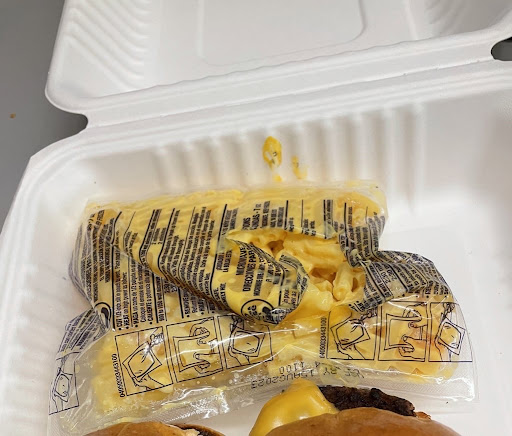 Photo of Friendly's - 100 Premium Outlets Dr, Blackwood, NJ 08012