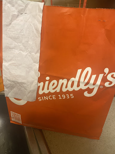 Photo of Friendly's - 100 Premium Outlets Dr, Blackwood, NJ 08012