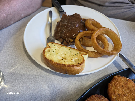 Photo of Julian's Diner - 1897 S Madison St, Webb City, MO 64870