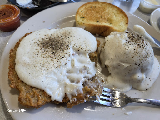 Photo of Julian's Diner - 1897 S Madison St, Webb City, MO 64870