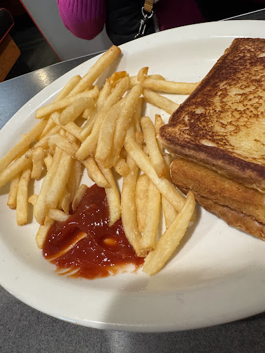 Photo of Friendly's - 841 Dalton Ave, Pittsfield, MA 01201