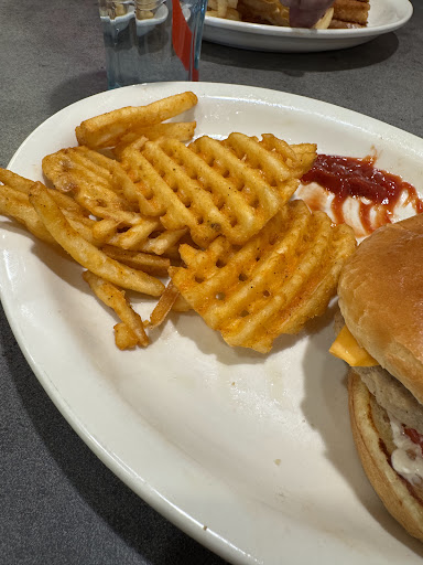 Photo of Friendly's - 841 Dalton Ave, Pittsfield, MA 01201