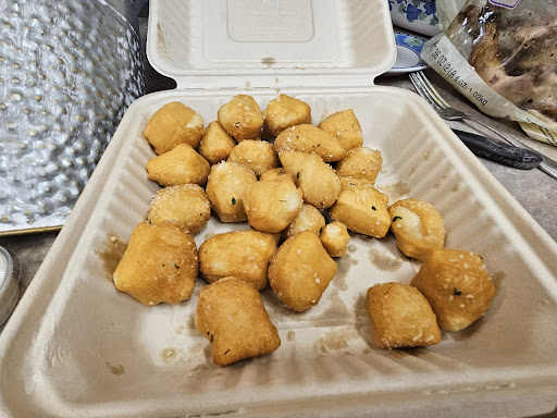 Photo of Lucky Slice Pizza Clearfield - 1246 S, Legend Hills Dr, Clearfield, UT 84015