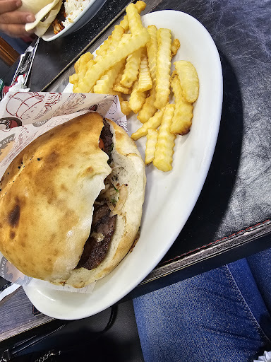 Photo of Istanbul Grill House Turkish Restaurant - 978 Main St, Paterson, NJ 07503