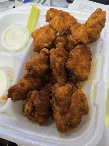 Photo of USA BEST WINGS - 30 W Mercury Blvd, Hampton, VA 23669