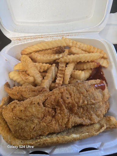 Photo of USA BEST WINGS - 30 W Mercury Blvd, Hampton, VA 23669