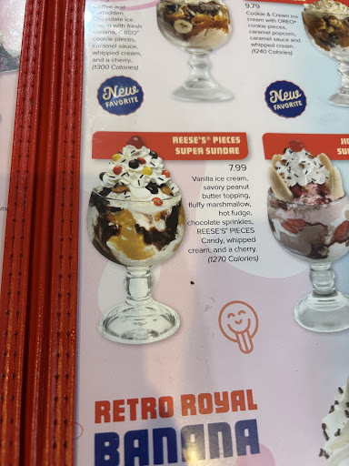 Photo of Friendly's - 210 Maine Mall Rd, South Portland, ME 04106