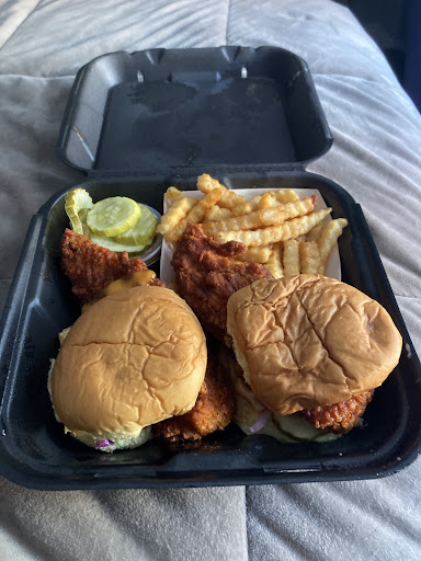 Photo of Dave's Hot Chicken - 1600 Woodbury Ave, Portsmouth, NH 03801