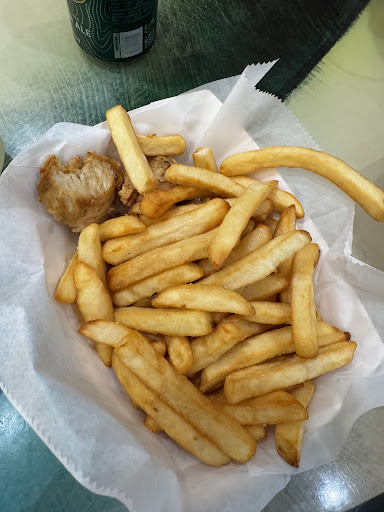 Photo of Mo's Fried Chicken - Tysons, VA 22102, USA