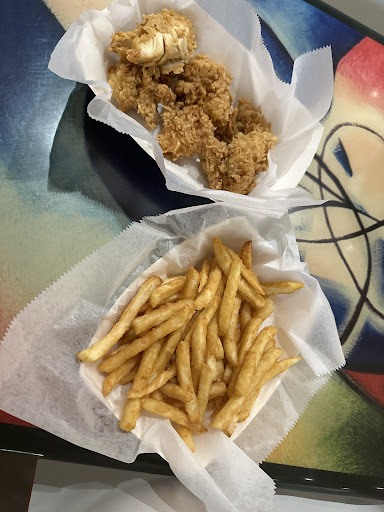 Photo of Mo's Fried Chicken - Tysons, VA 22102, USA