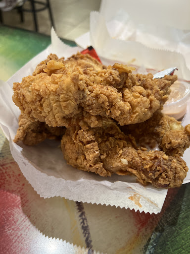 Photo of Mo's Fried Chicken - Tysons, VA 22102, USA