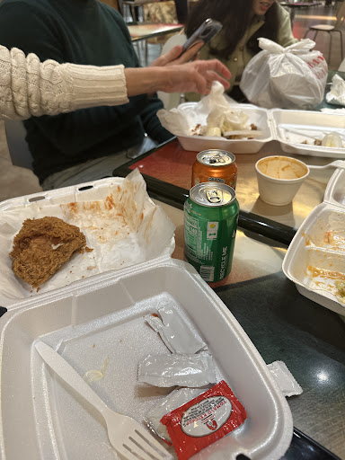 Photo of Mo's Fried Chicken - Tysons, VA 22102, USA