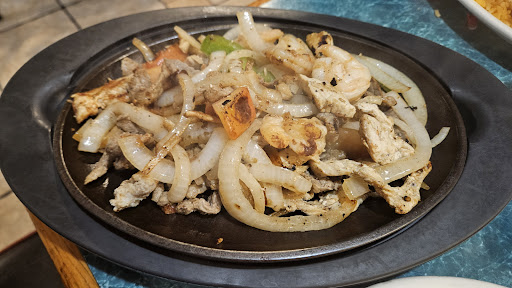 Photo of Mexico Tipico Mexican Restaurant - 1870 E Main St, Prattville, AL 36066