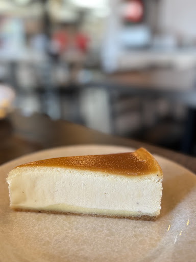 Photo of Vasco's Peri Peri ARLINGTON HEIGHTS - 1313 E Rand Rd, Arlington Heights, IL 60004