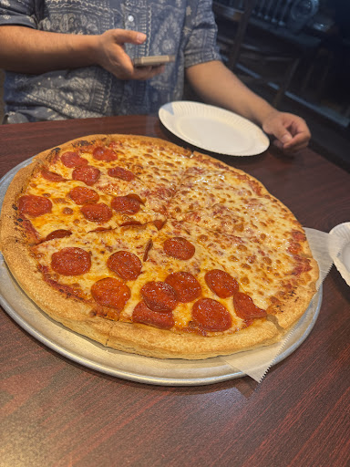 Photo of 5 Herb Pizza - 500 Dyer Ave, Cranston, RI 02920