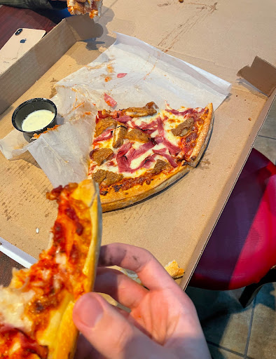 Photo of 5 Herb Pizza - 500 Dyer Ave, Cranston, RI 02920