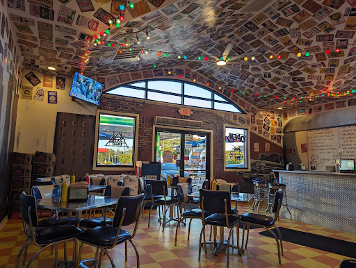 Photo of Gus's Gyros - 2100 Douglas Ave, Racine, WI 53402