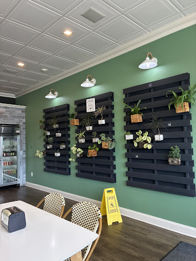 Photo of Greens and Grains Shrewsbury - 454 Shrewsbury Plaza, Shrewsbury, NJ 07702