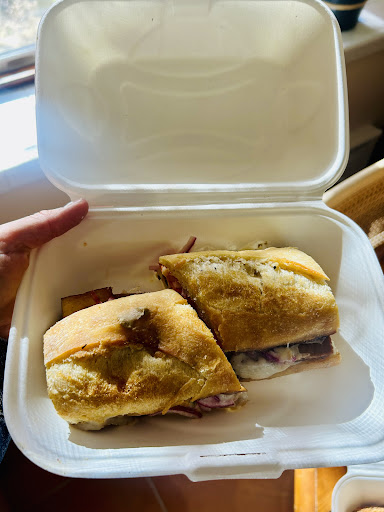 Photo of Greens and Grains Shrewsbury - 454 Shrewsbury Plaza, Shrewsbury, NJ 07702