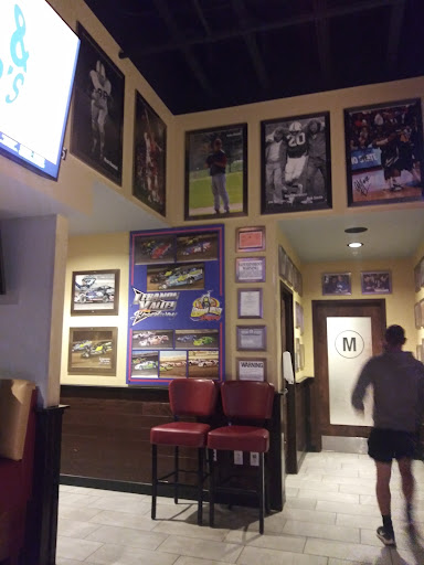 Photo of Recovery Sports Grill - 279 Troy Rd, Rensselaer, NY 12144