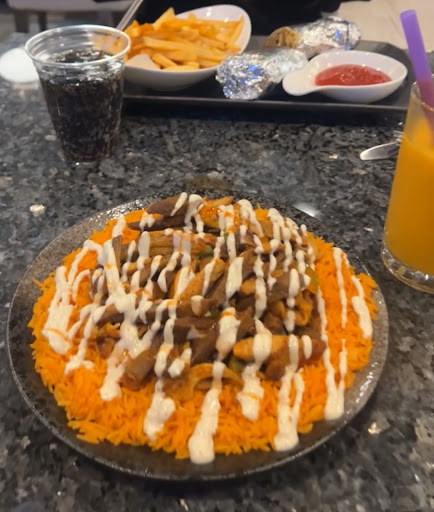 Photo of Makani Restaurant & Lounge - 23070 Oakgrove Rd, Sterling, VA 20166