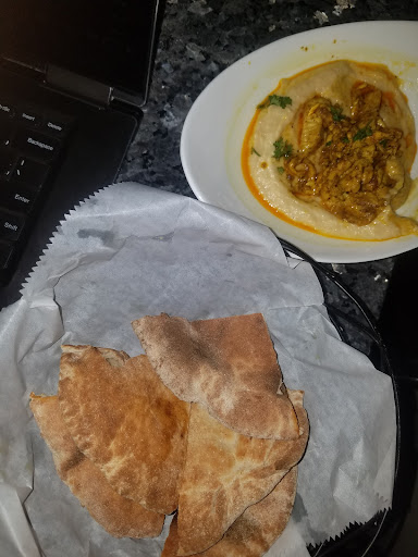 Photo of Makani Restaurant & Lounge - 23070 Oakgrove Rd, Sterling, VA 20166