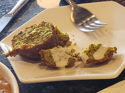 Photo of Makani Restaurant & Lounge - 23070 Oakgrove Rd, Sterling, VA 20166