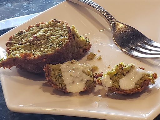 Photo of Makani Restaurant & Lounge - 23070 Oakgrove Rd, Sterling, VA 20166