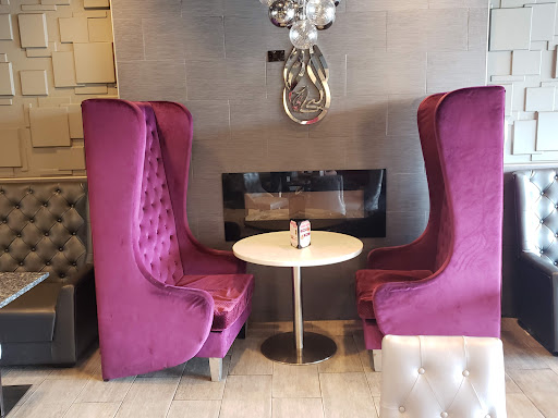 Photo of Makani Restaurant & Lounge - 23070 Oakgrove Rd, Sterling, VA 20166