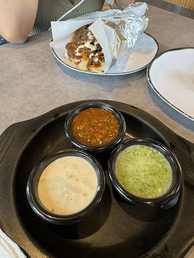 Photo of La Mama Restaurant - 2000 Nicollet Ave, Minneapolis, MN 55404