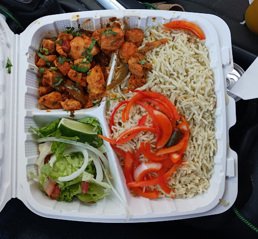 Photo of Golden Fingers - 1914 Chicago Ave, Minneapolis, MN 55404