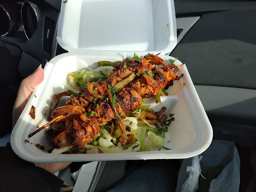 Photo of Golden Fingers - 1914 Chicago Ave, Minneapolis, MN 55404