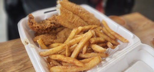 Photo of Masterchef restaurant Fish Chicken Gyro grill steak - 244 Grand Ave, St Paul, MN 55102